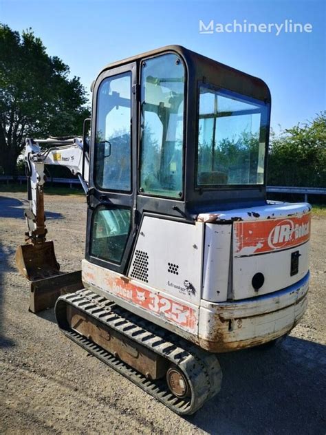 bobcat 325 mini excavator specifications|325 bobcat excavator years produced.